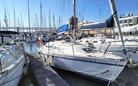 Be Local - Sleep Aboard The Santa Maria Sailing Boat In Lisbon